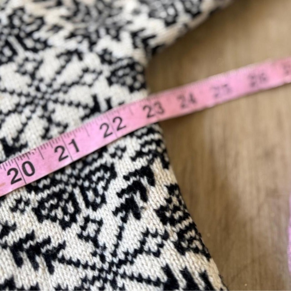 Vintage L.L.Bean 100% Wool Nordic Fair Isle Button Cardigan Sweater L - Picture 7 of 9